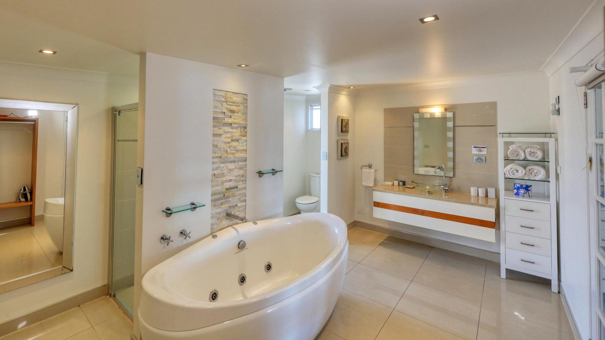 The Madsen Boutique Hotel Пенгуин Екстериор снимка