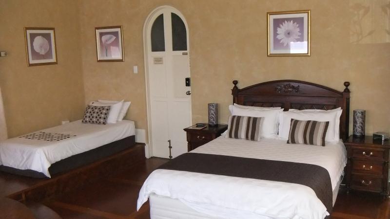 The Madsen Boutique Hotel Пенгуин Екстериор снимка
