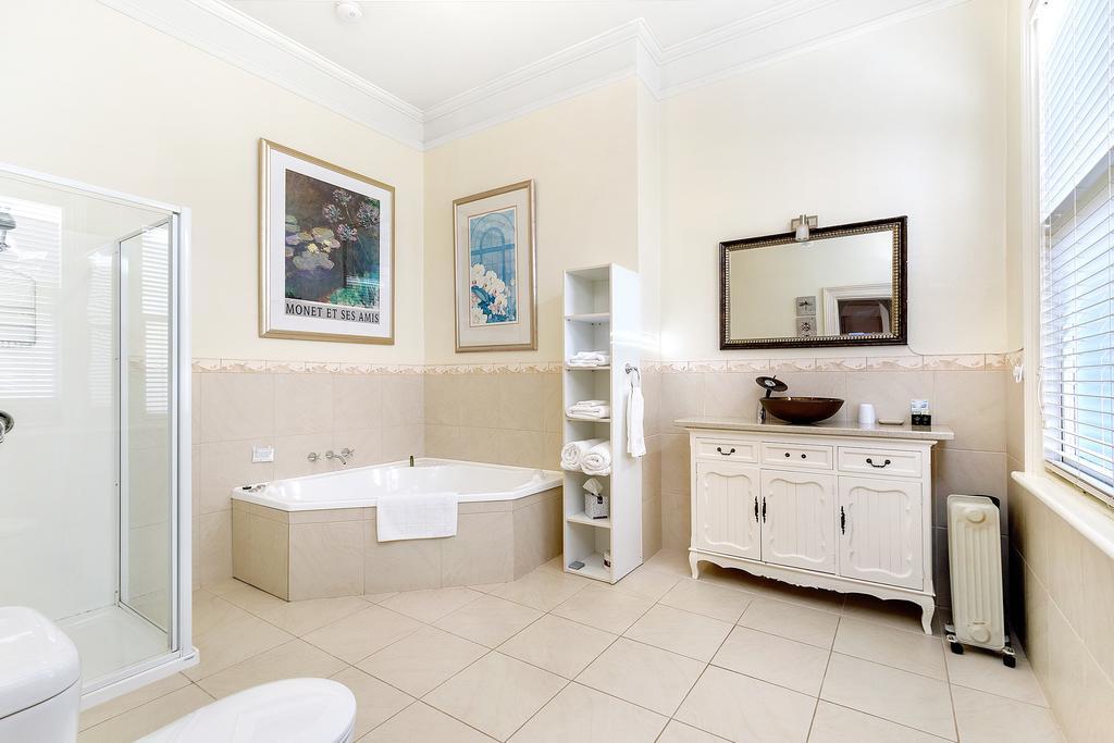 The Madsen Boutique Hotel Пенгуин Екстериор снимка